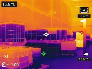 cold chain vehicle cargo compartment temperature monitoring via thermal imaging