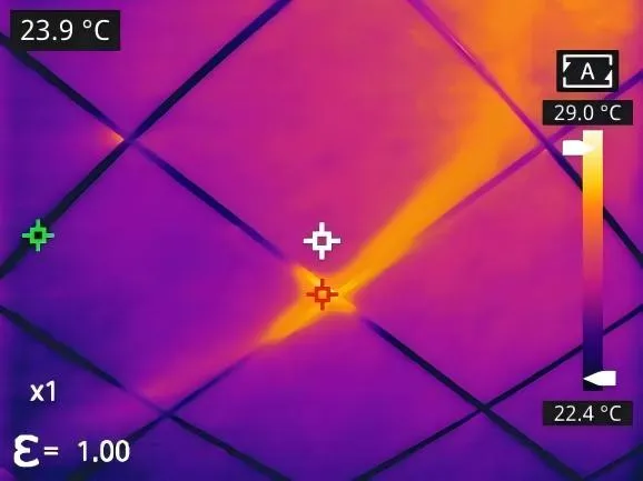 damaged ceiling insulation’s heat loss detection thermal imaging result